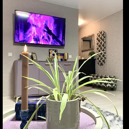 Apartmán Romantic Flat Near Fama Bus Station